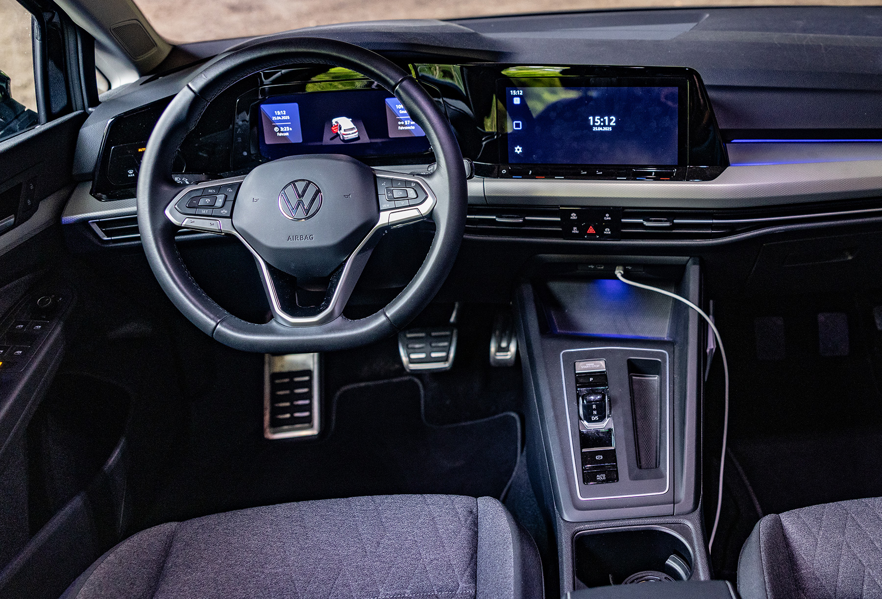 VW Golf Cockpit